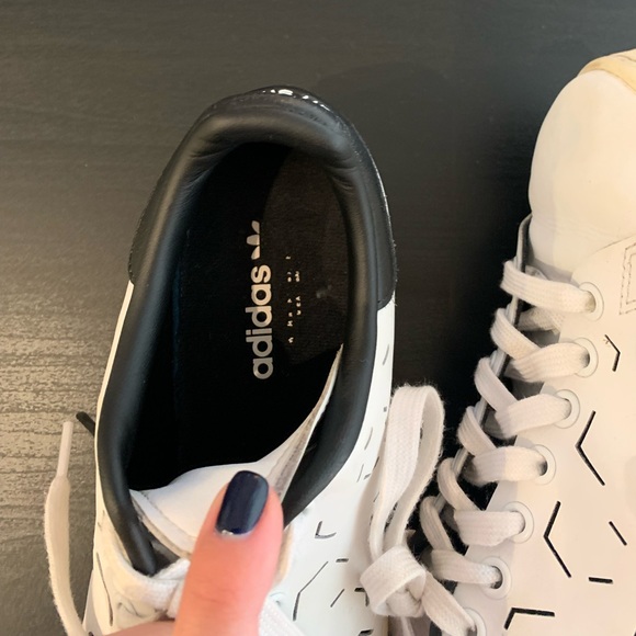 Adidas Stan Smith’s - Picture 5 of 7